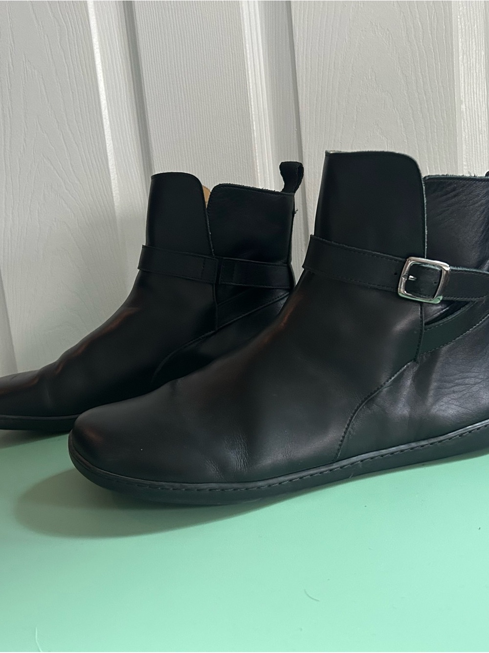 Zaqq Riquet barefoot bootie size 42 EU Black Leather Ankle Booties with buckle